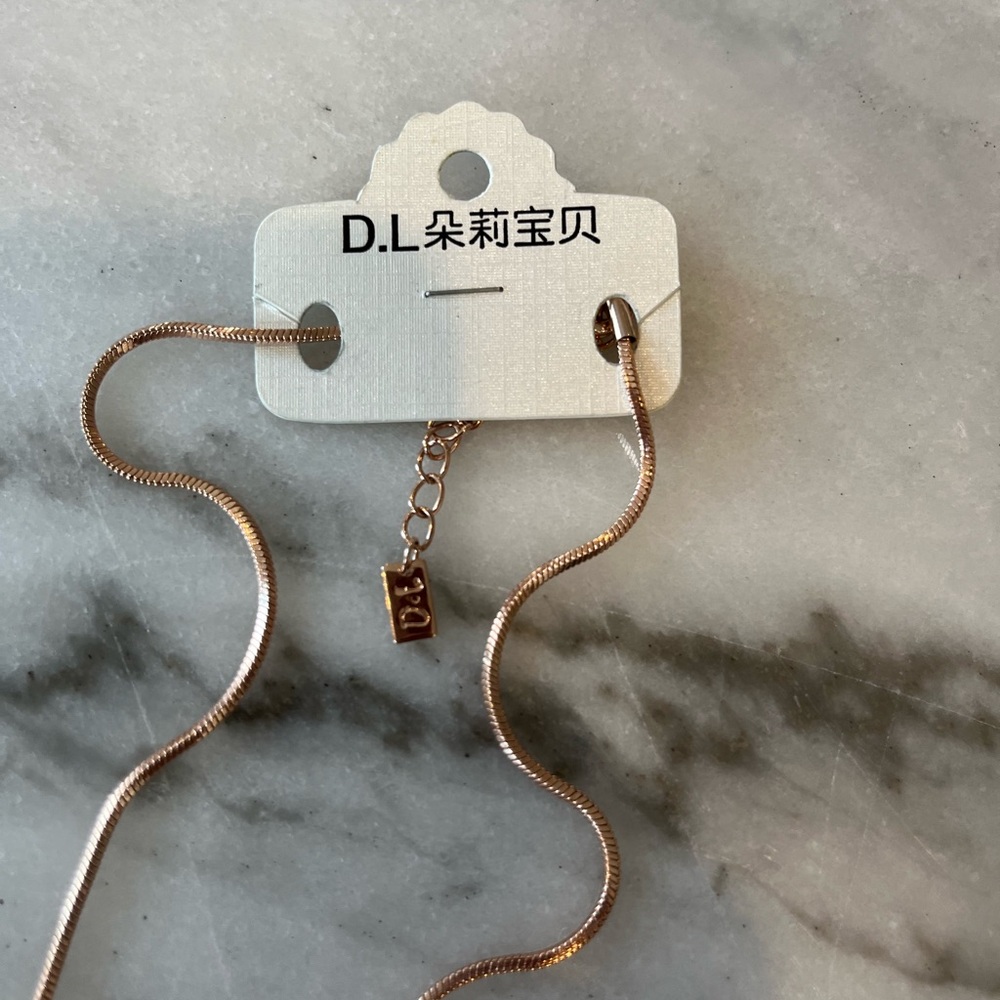 Necklace - Picture 3 of 6